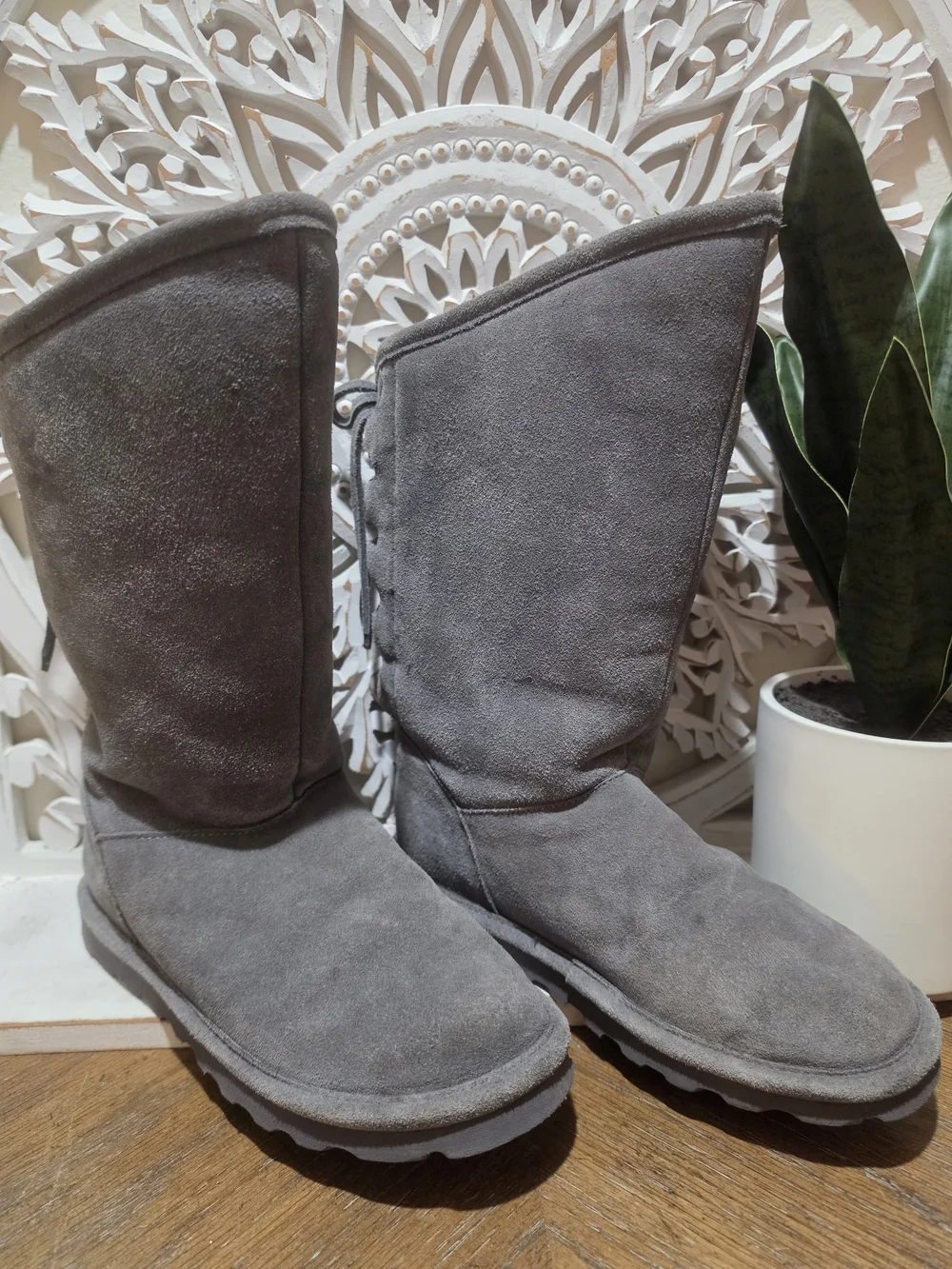 Bear PAW Gray Suede Tall Winter Boots - Lace Up Back WOMENS SIZE 8